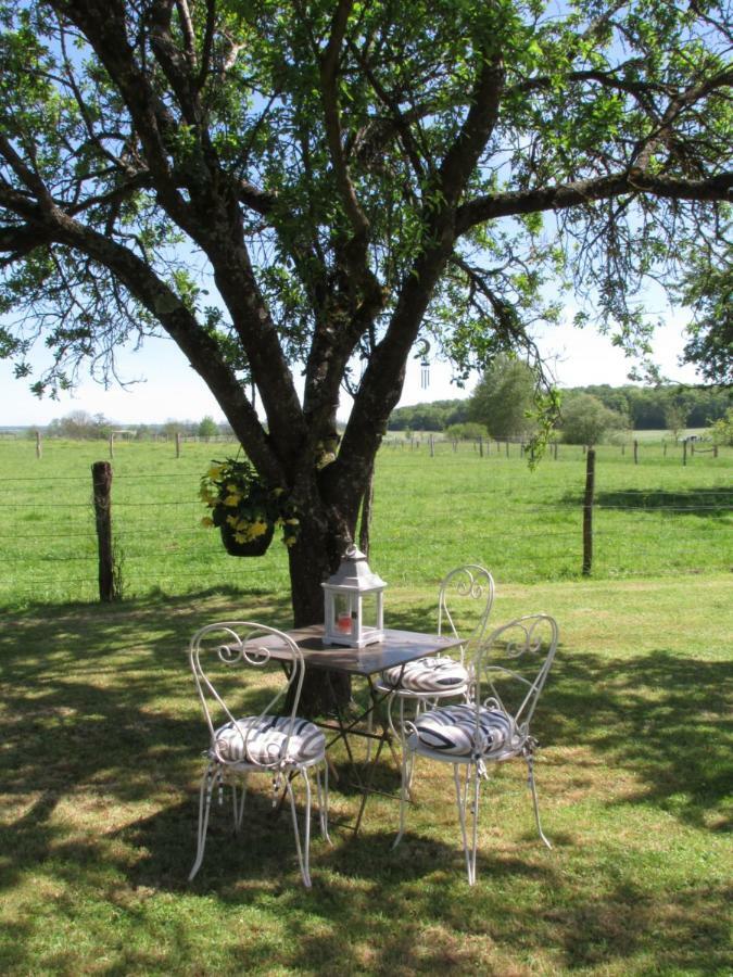 Soulaucourt-sur-Mouzon La Taniere Douce B&B 외부 사진
