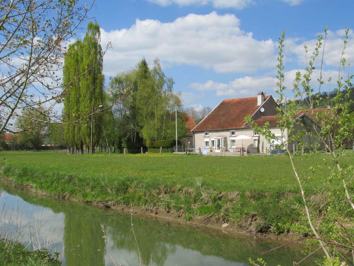 Soulaucourt-sur-Mouzon La Taniere Douce B&B 외부 사진